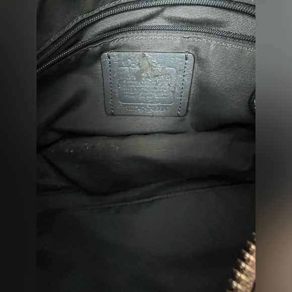 Coach crossbody - Picture 2 of 3